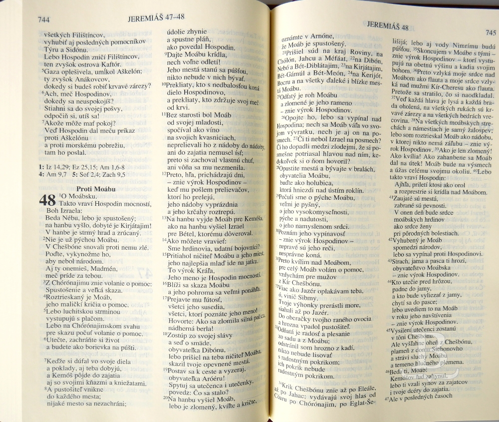 Biblia, evanjelický preklad, rodinný formát, 2015, pevná väzba, bordová